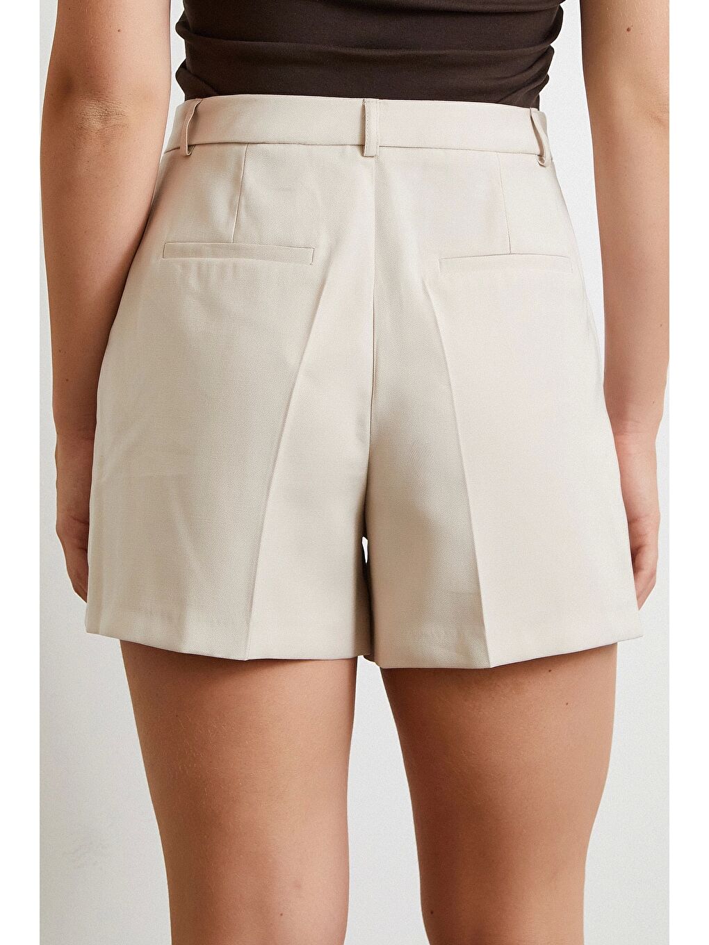 Bej Piliseli Cepli Şort Vizon-4