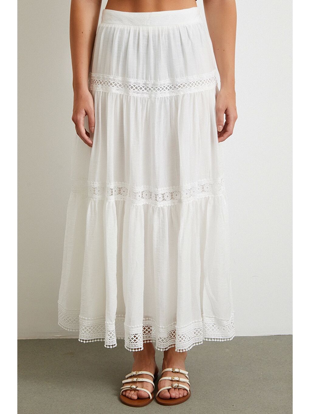 Dantelli Maxi Etek Beyaz-3