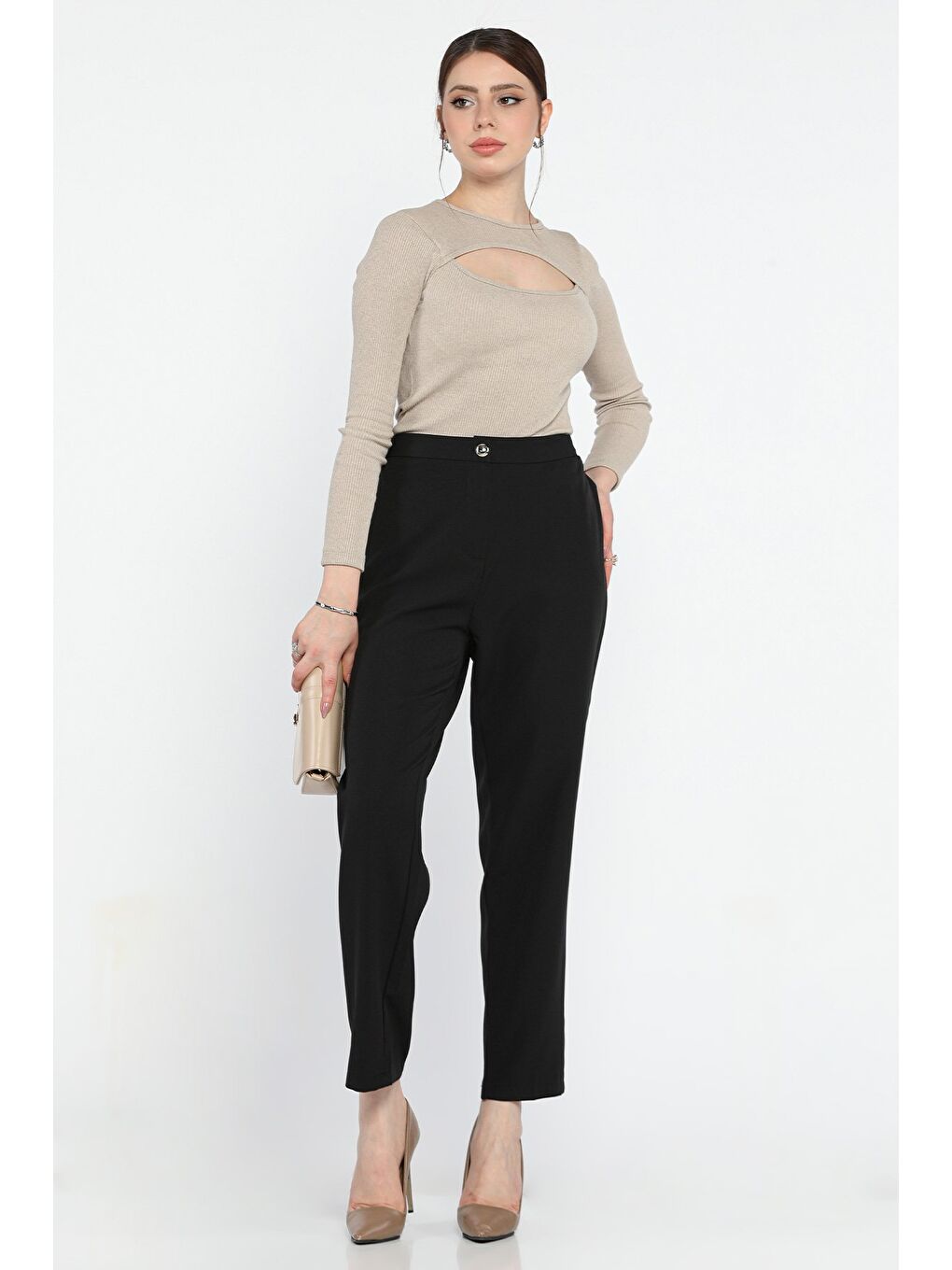 Siyah Büyük Beden Bel Lastikli Kadın Kumaş Pantolon-1