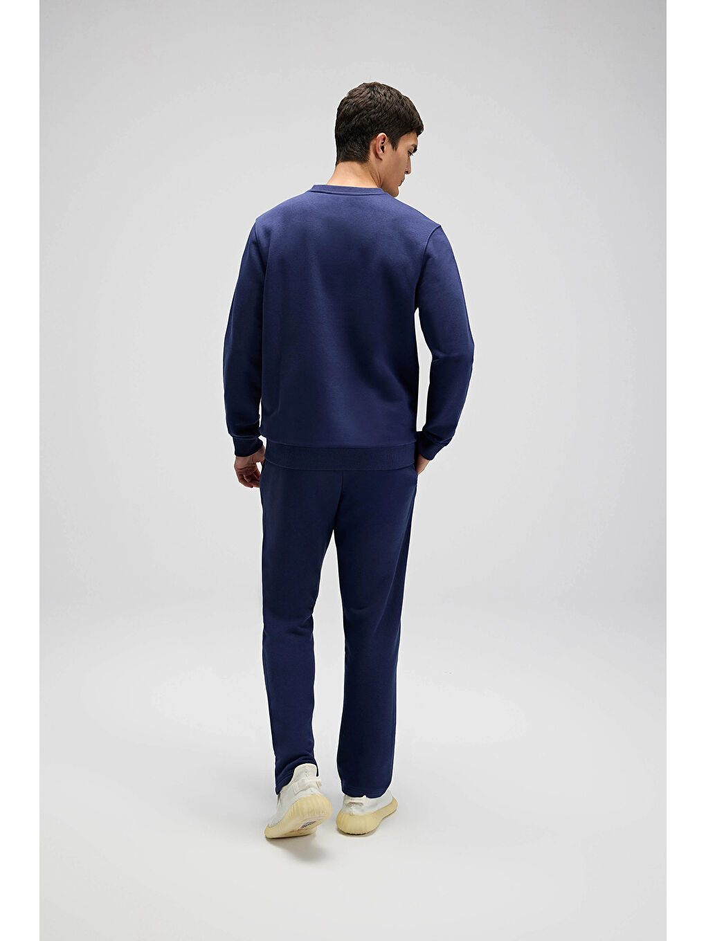 Lacivert Pamuklu Regular Fit Bisiklet Yaka Logolu Sweat EM579-NV-5