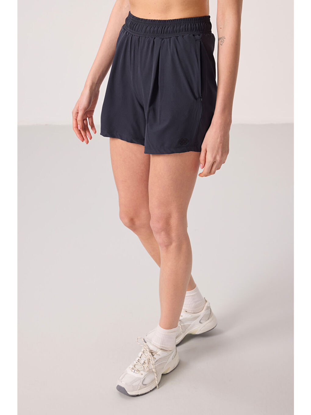 Antrasit Polyester Gizli Cep Fermuarlı Rahat Form Kadın Şort - 91014-7