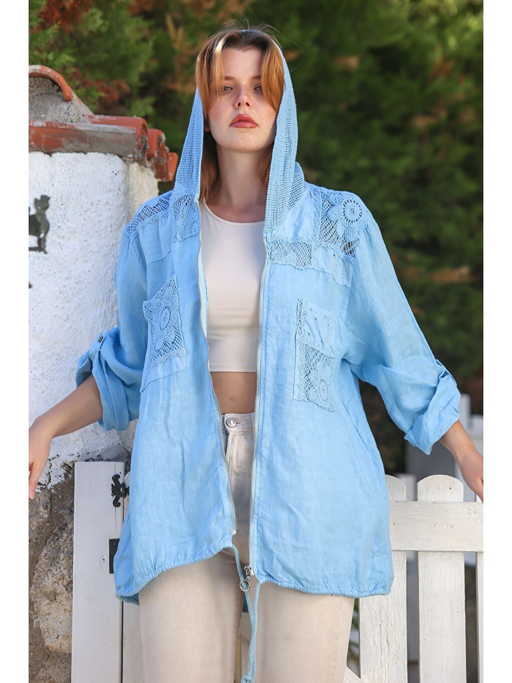 İtalyan Lavanta Mavisi Kapüşonlu Düğmeli Uzun Kollu Fermuarlı File Detaylı Keten Dokuma Ceket 75 65-4