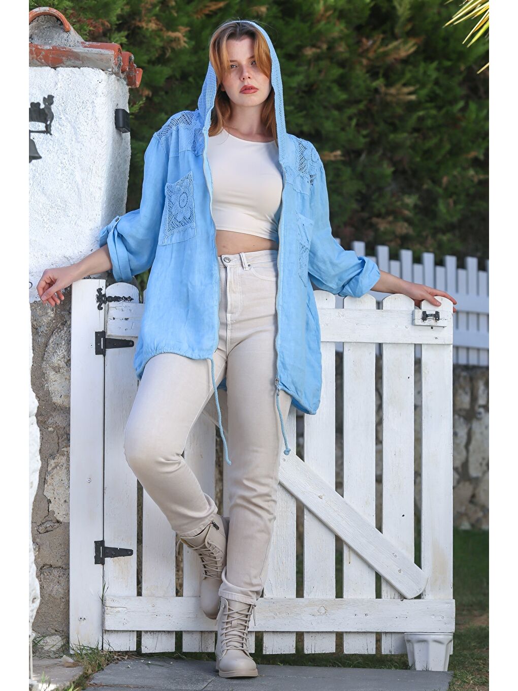 İtalyan Lavanta Mavisi Kapüşonlu Düğmeli Uzun Kollu Fermuarlı File Detaylı Keten Dokuma Ceket 75 65-5