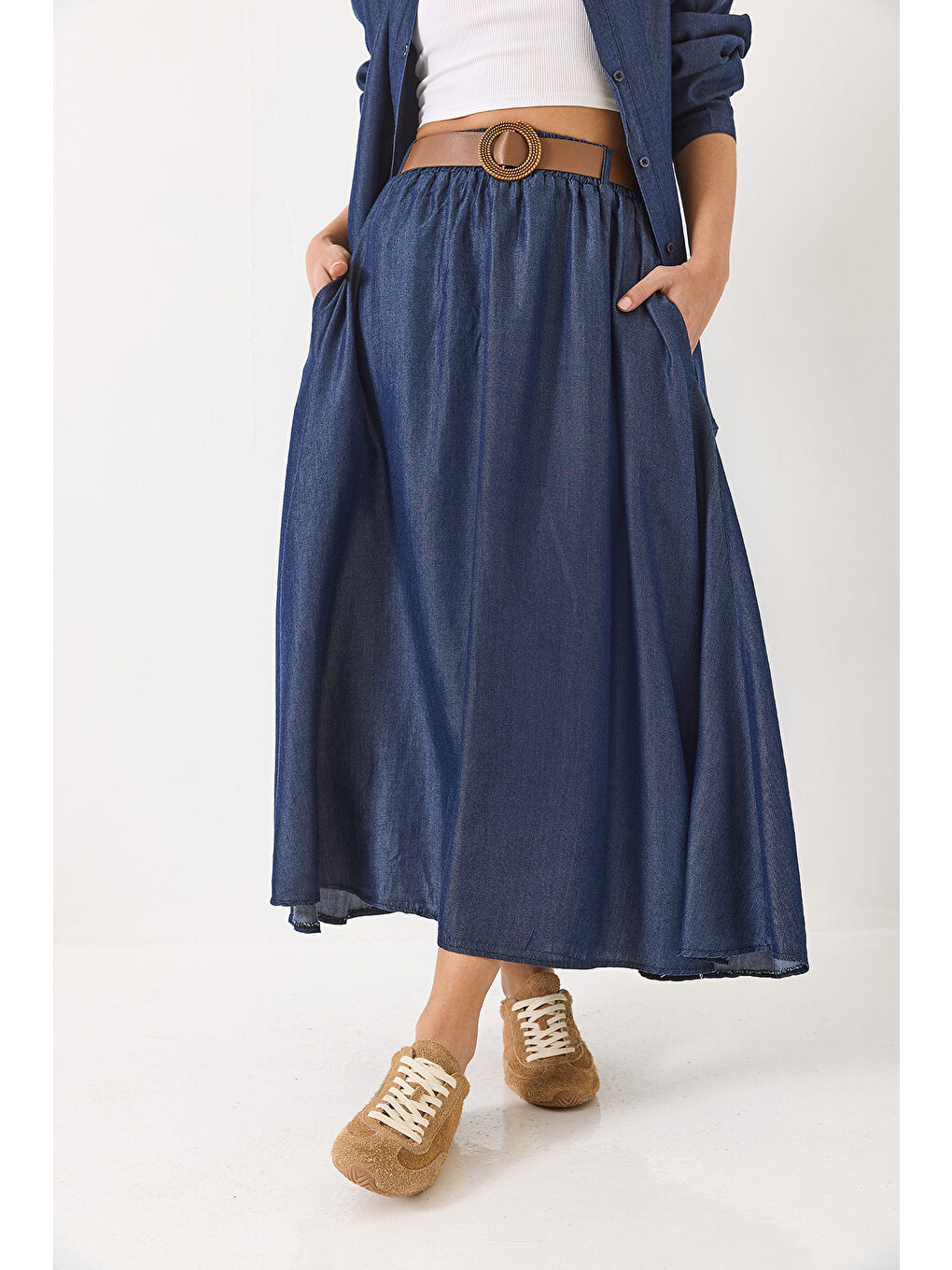 Lacivert Kadın Kloş Cep Detaylı Kemerli Etek Oversize Uzun Gömlek Yazlık Denim Alt-Üst Takım-4