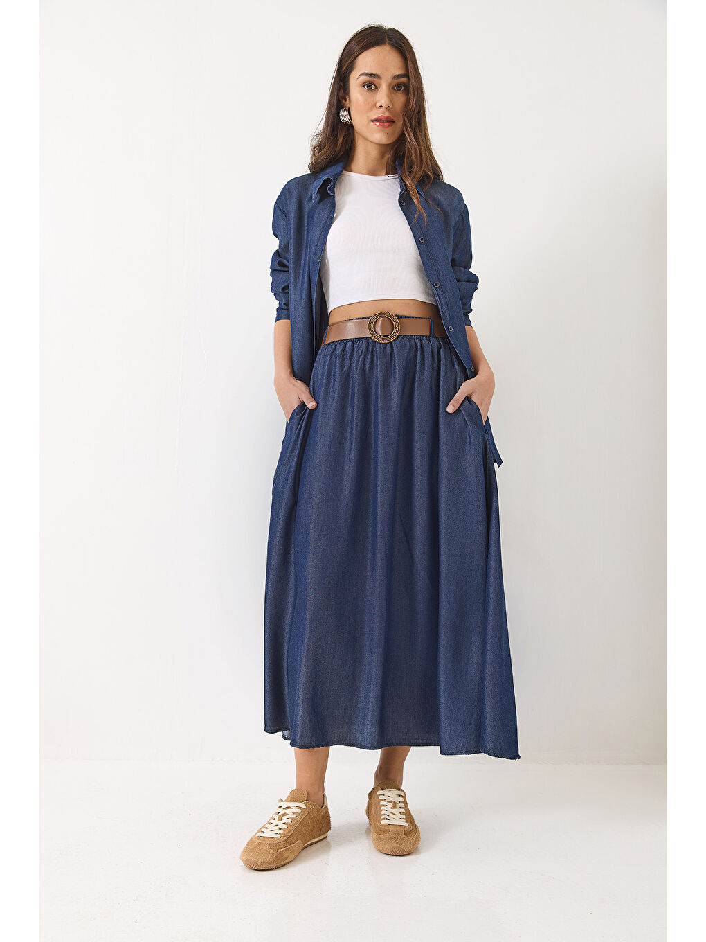 Lacivert Kadın Kloş Cep Detaylı Kemerli Etek Oversize Uzun Gömlek Yazlık Denim Alt-Üst Takım-5