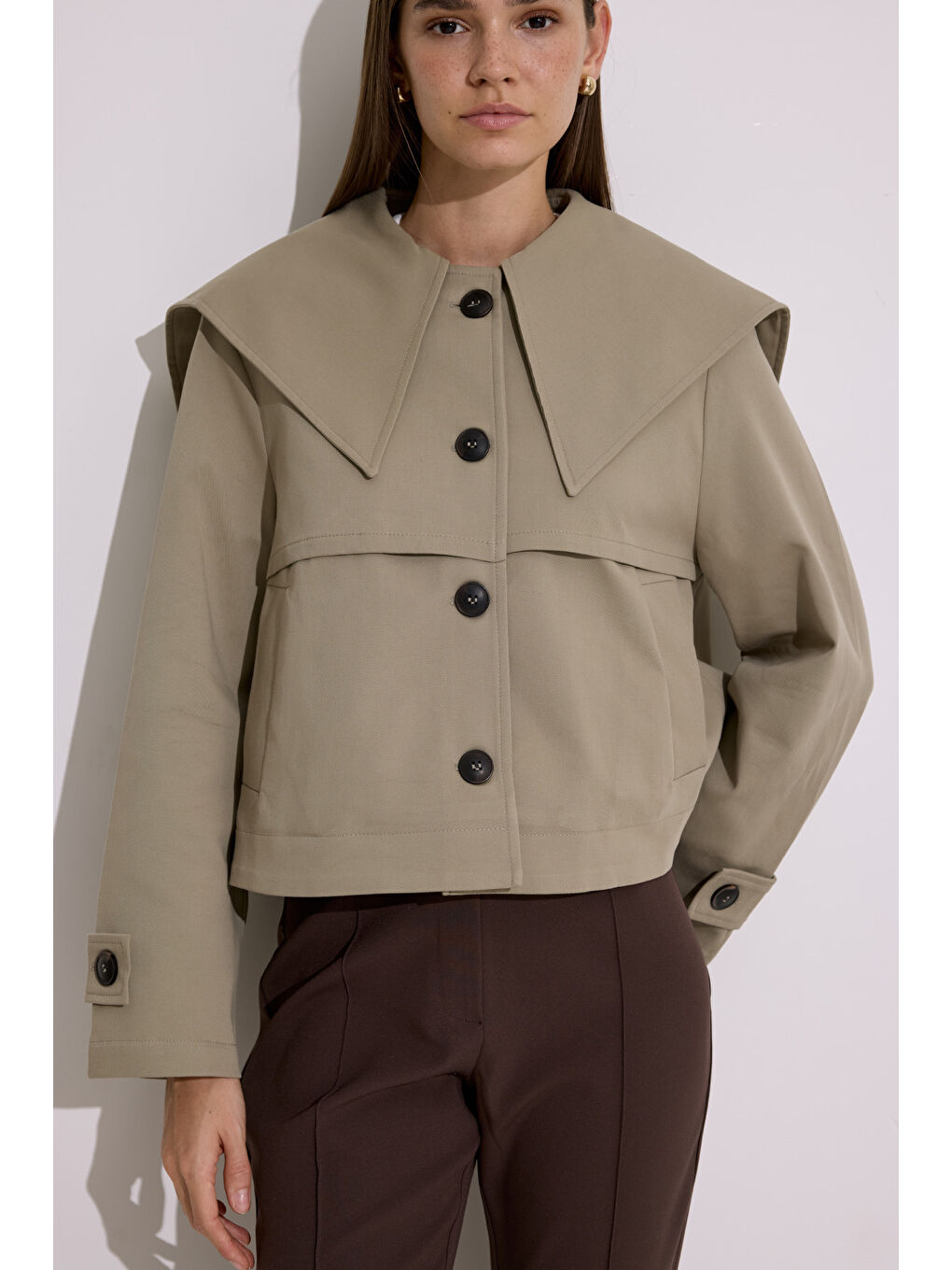 Geniş Yaka Kısa Trençkot Yeşil-1