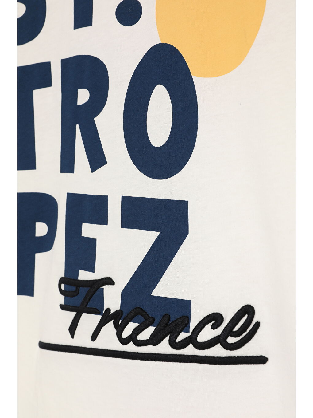 Büyük Yazı Baskılı Tişört Ekru-2