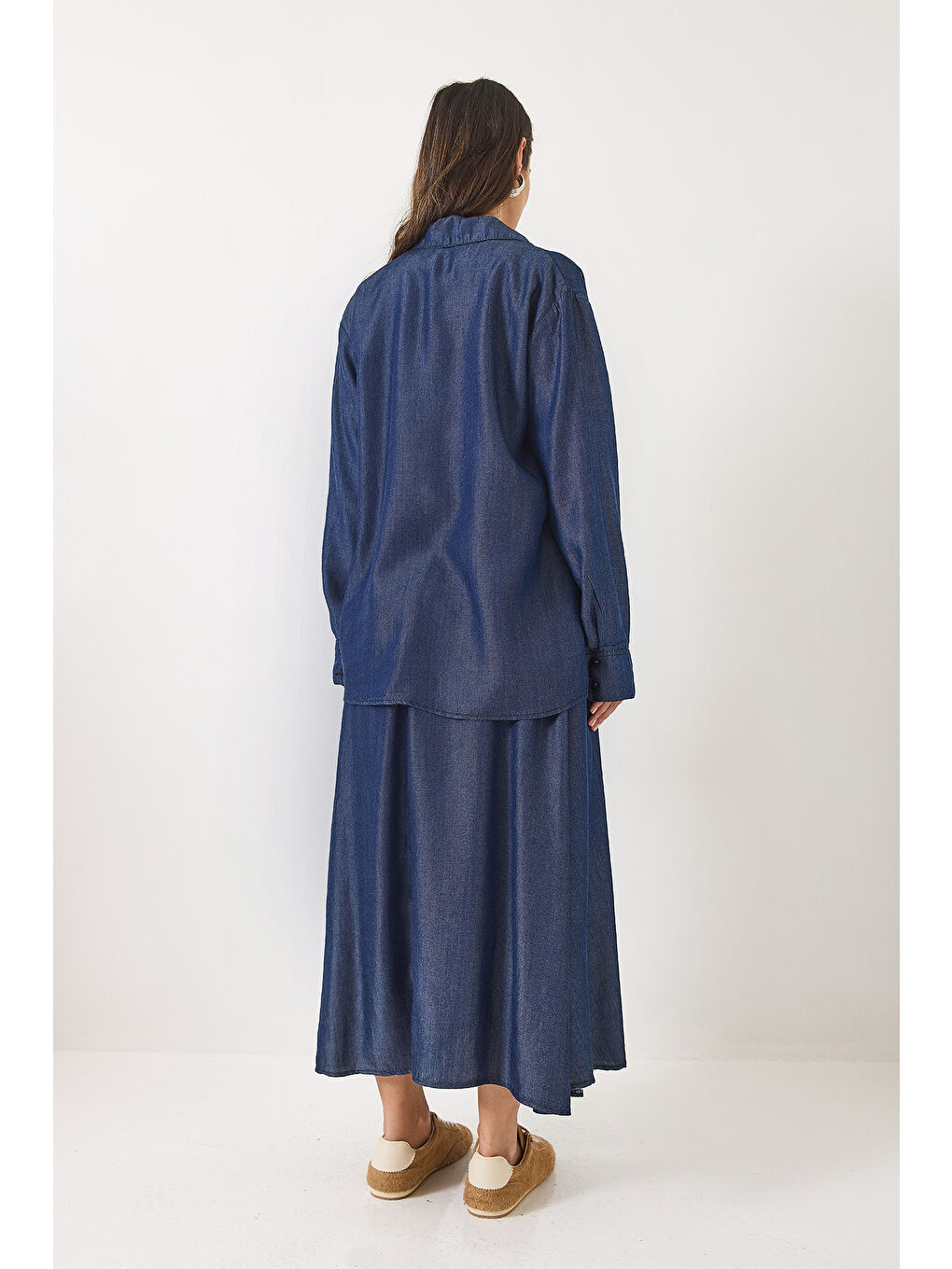 Lacivert Kadın Kloş Cep Detaylı Kemerli Etek Oversize Uzun Gömlek Yazlık Denim Alt-Üst Takım-7