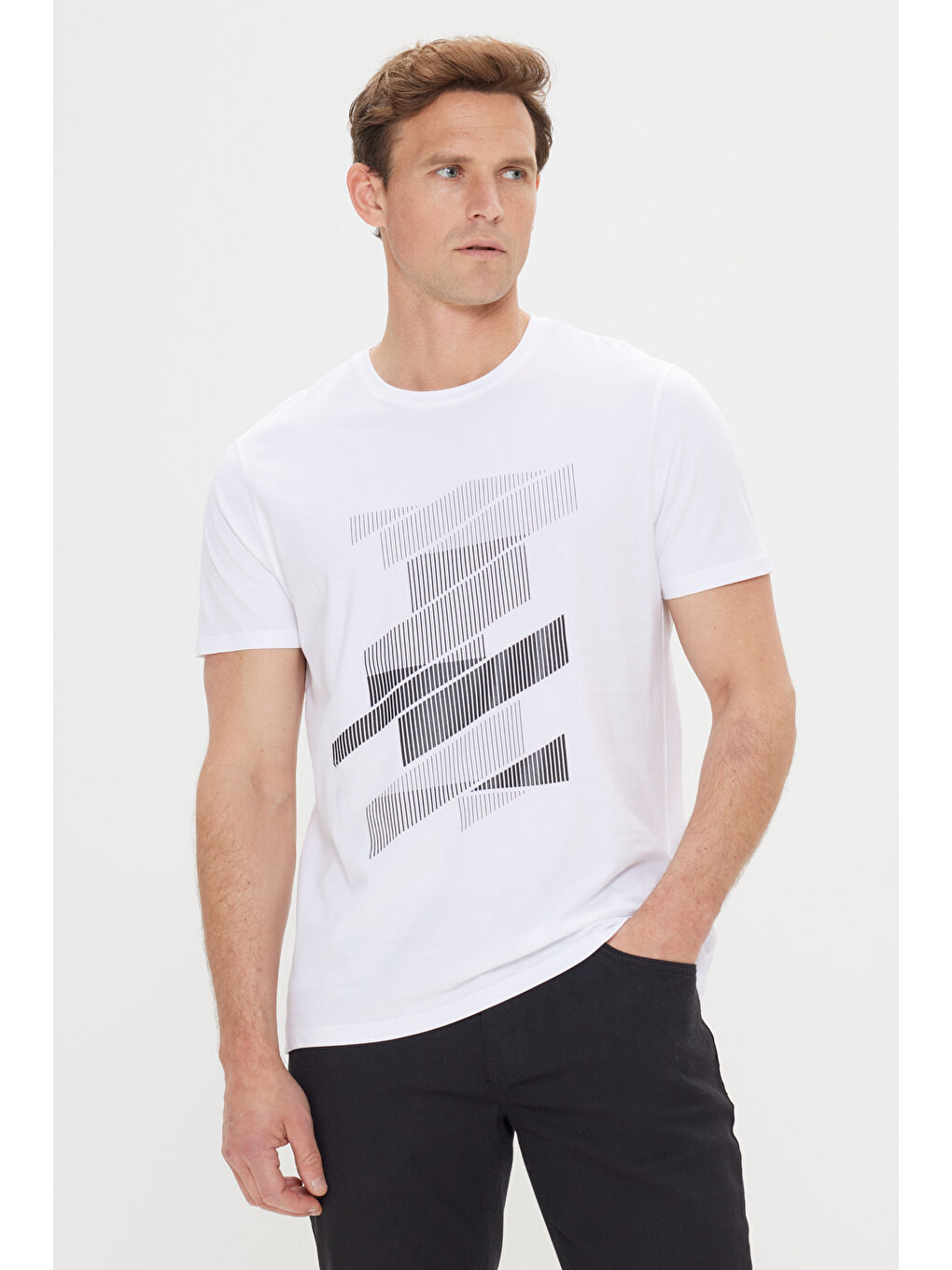 Erkek Beyaz Slim Fit Dar Kesim %100 Pamuk Baskılı Bisiklet Yaka Tişört