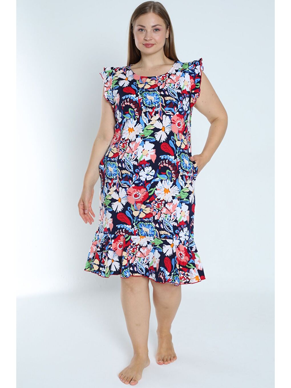 Kolu Ve Eteği Volanlı Büyük Beden Desenli Lacivert %100 Pamuk Cepli Elbise-3