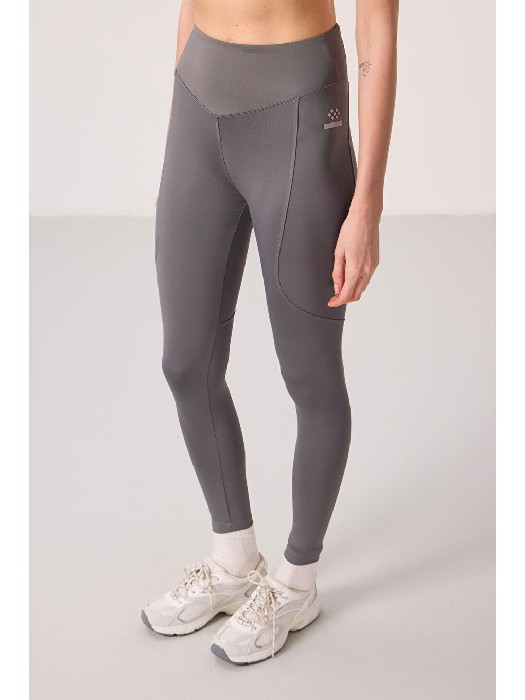 Koyu Gri Polyester Standart Fit Esnek Performans Kadın Tayt - 94666