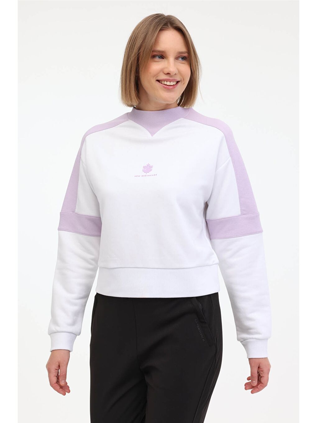 WL ULIANA 16CFS-06 4PR Beyaz Kadın Sweatshirt
