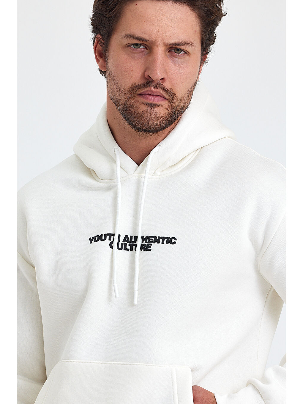 Tarz Cool Beyaz Erkek Ön Ve Arka Baskılı 3 İplik Şardonlu Kapüşonlu Sweatshirt - 4