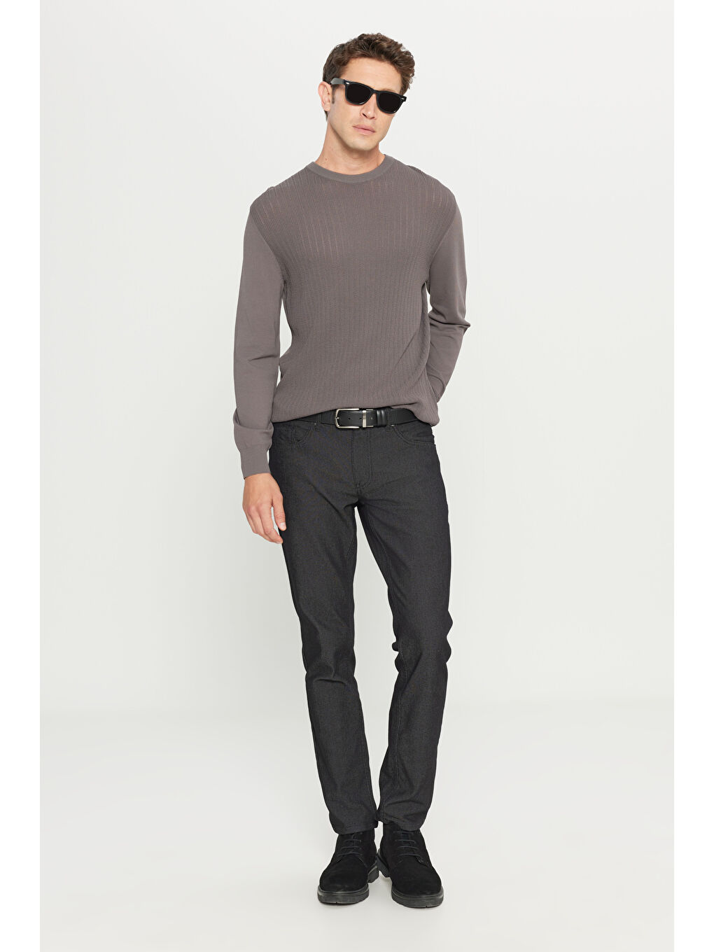 Erkek Antrasit Standart Fit Normal Kesim Bisiklet Yaka Jakarlı Triko Kazak-1