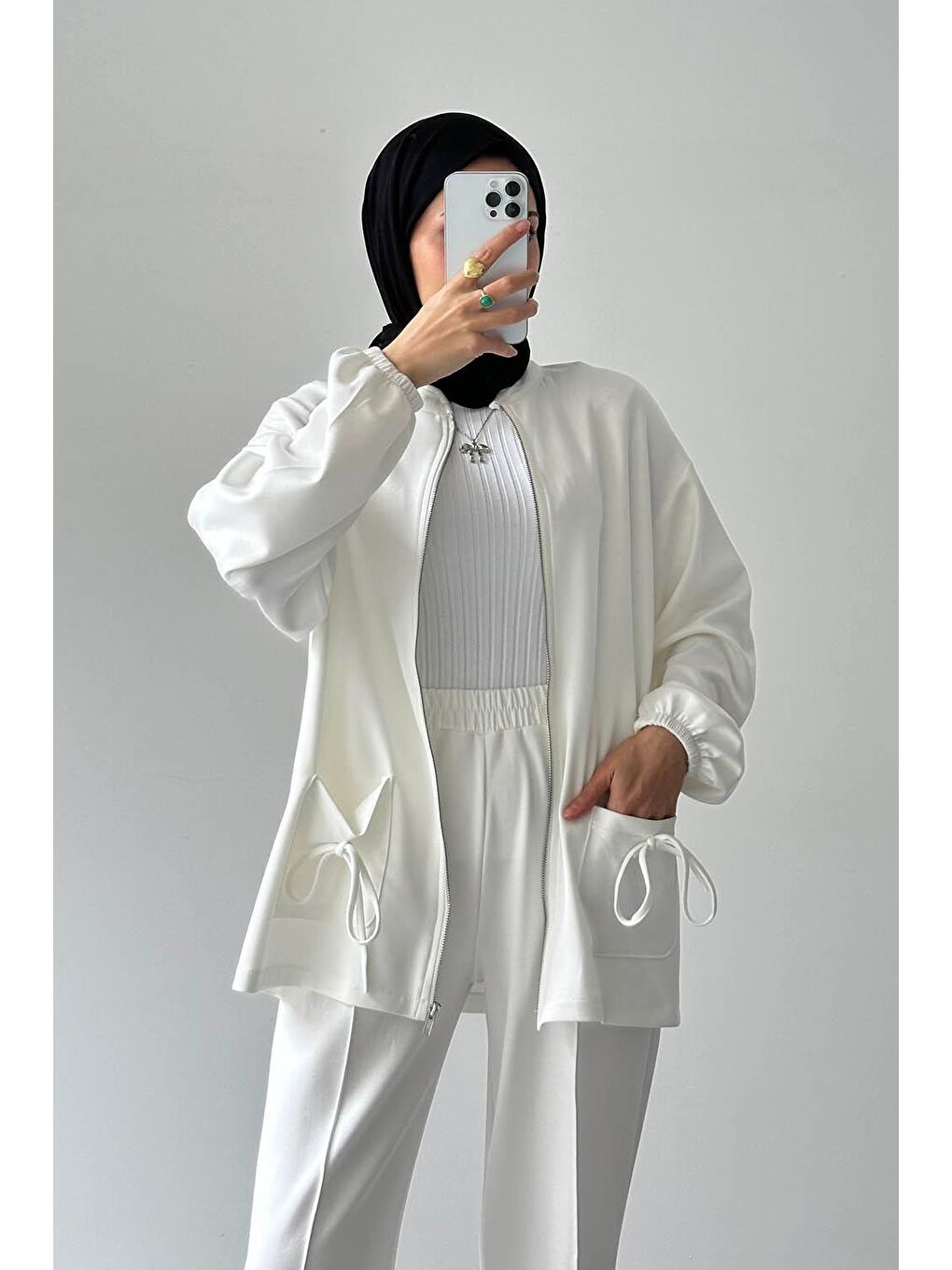 Biyeli Cepli İkili Takım Beyaz-2