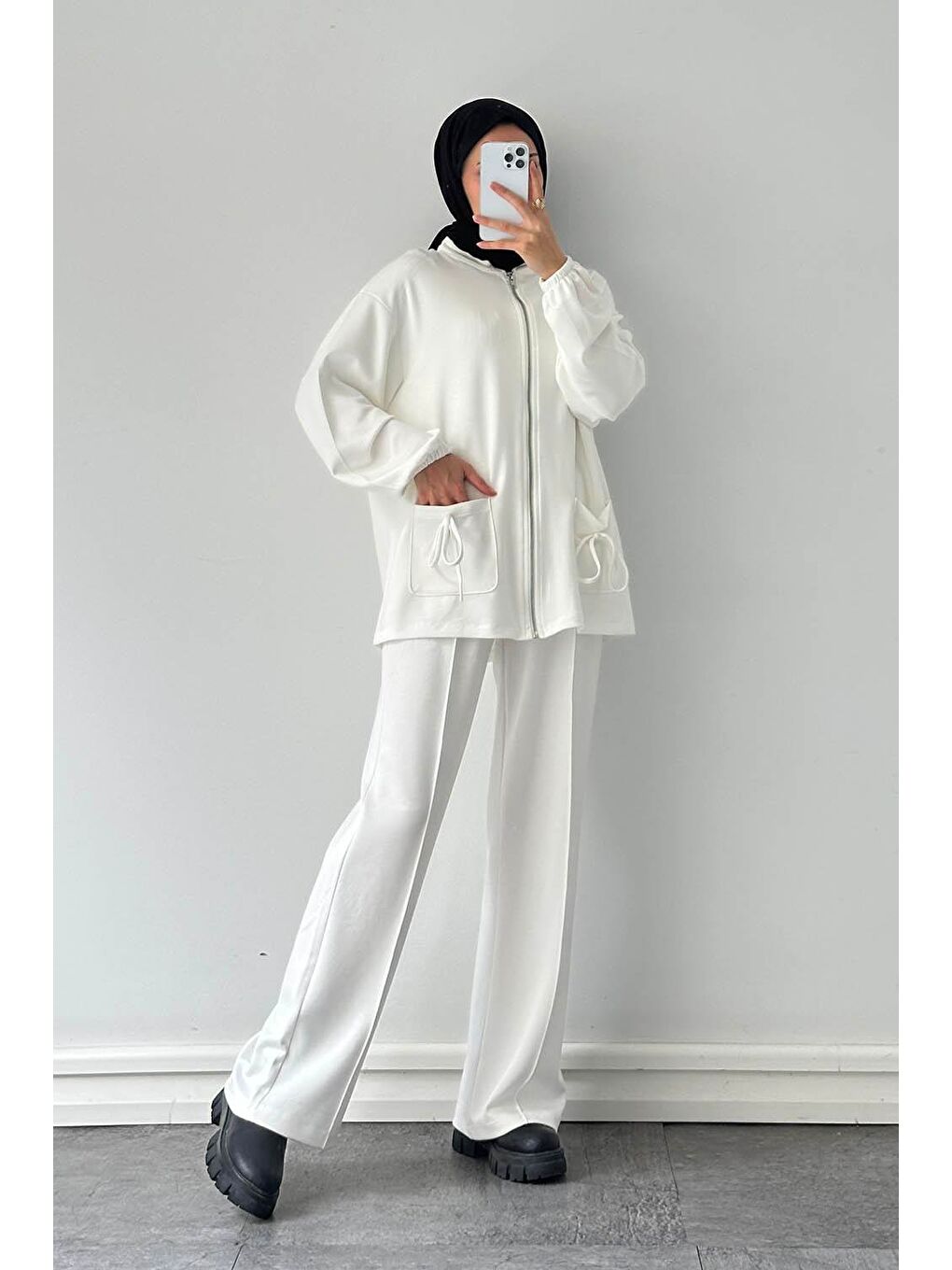 Biyeli Cepli İkili Takım Beyaz-3