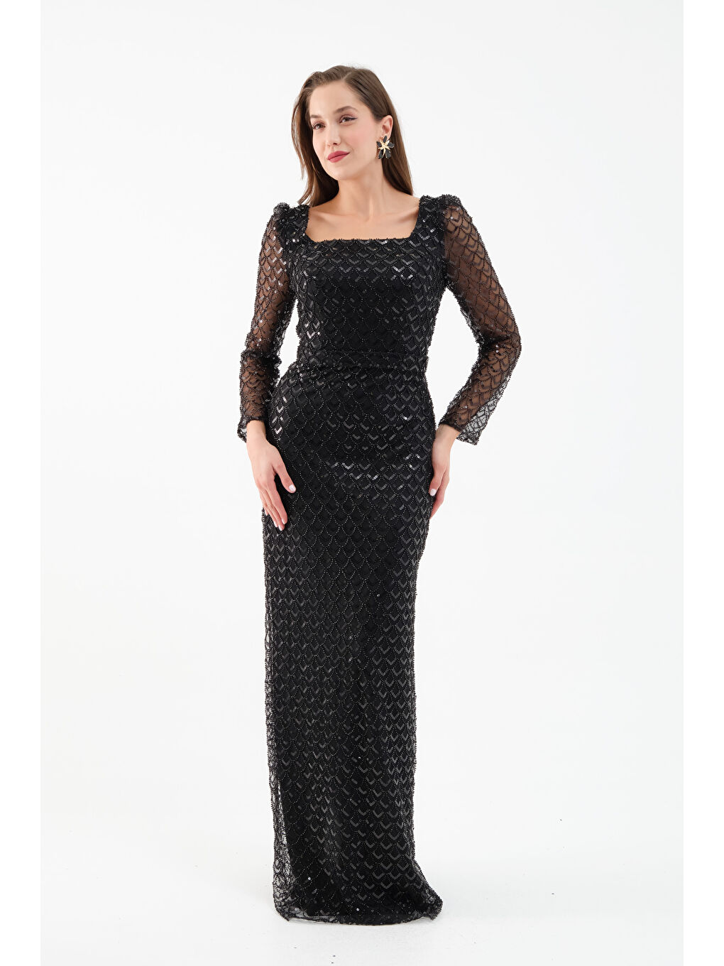 Kadın Siyah Kare Yaka Uzun Kollu Boncuklu Uzun Abiye Elbise
