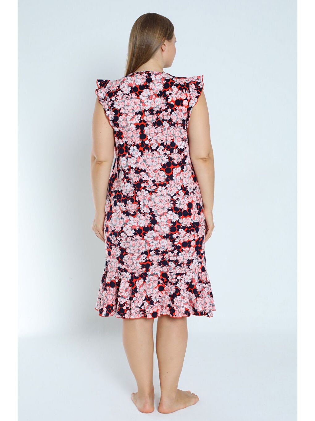 Siyah Kadın Büyük Beden Desenli %100 Pamuk Cepli Kolu ve Eteği Fırfırlı Elbise-4