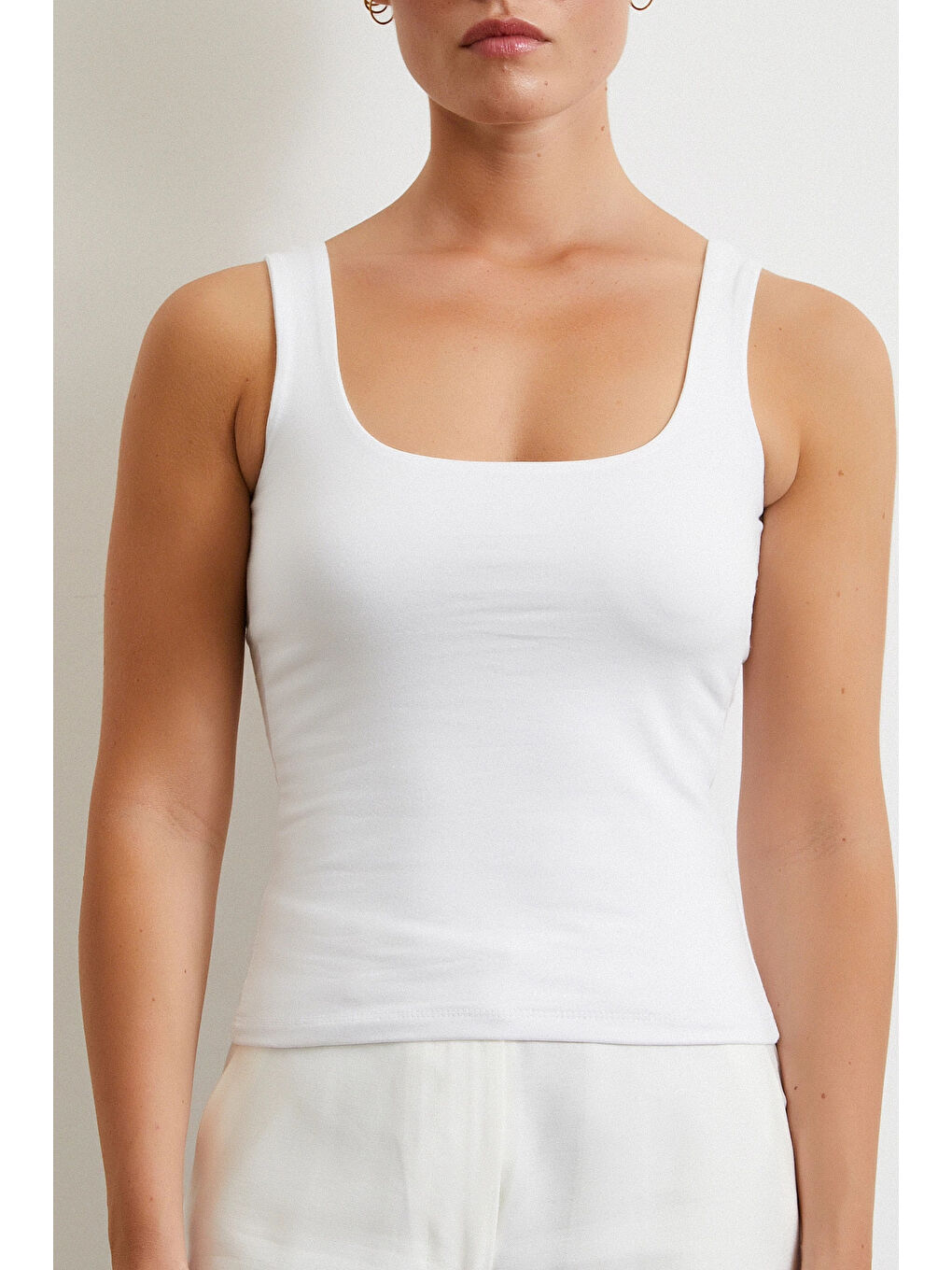 Askılı Basic Top Beyaz-4