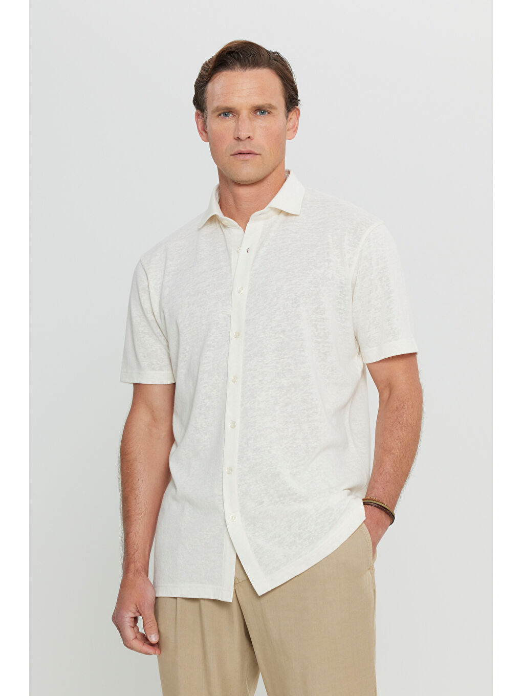 Erkek Bej Pamuklu Comfort Fit Rahat Kesim Klasik Yaka Örme Gömlek