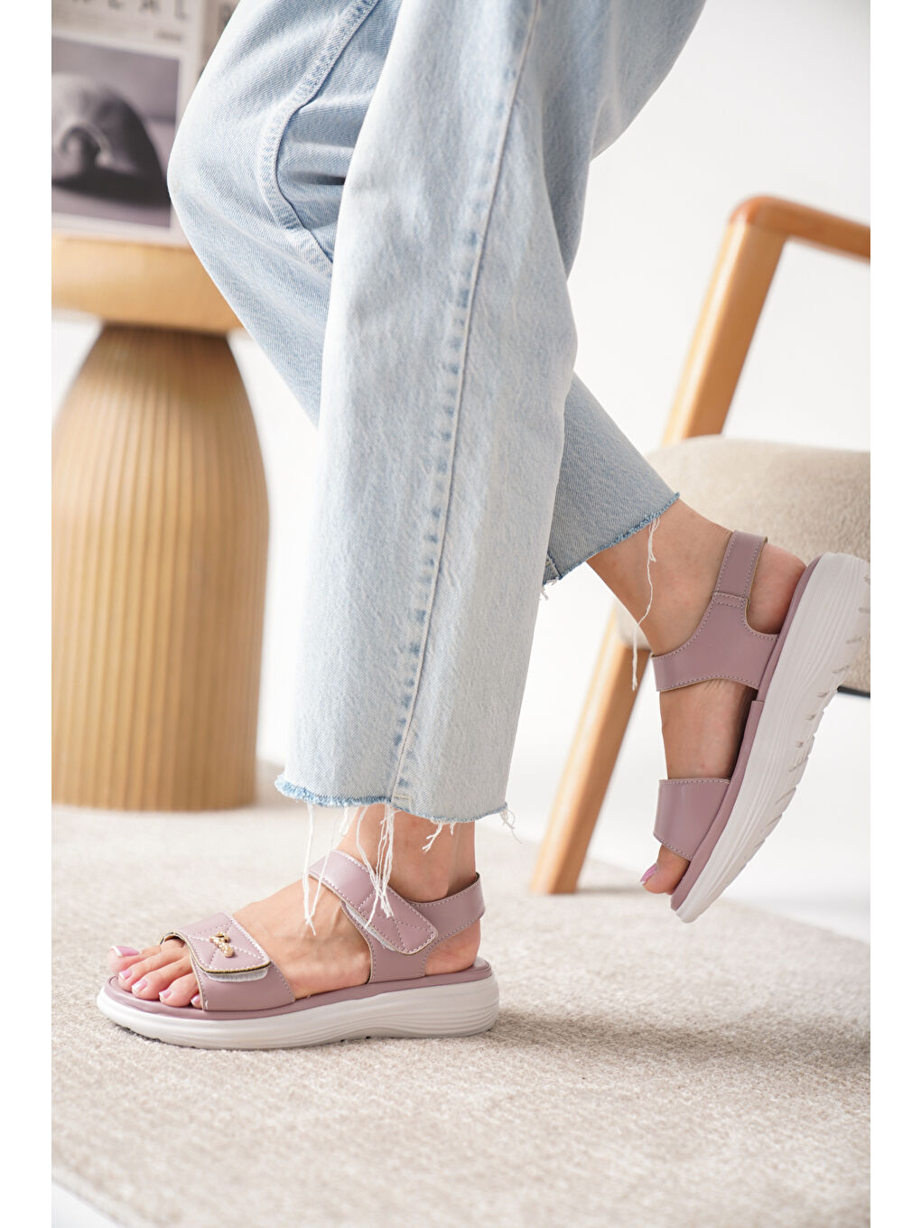 Pembe D685 Günlük Ortopedik Kadın Sandalet-2