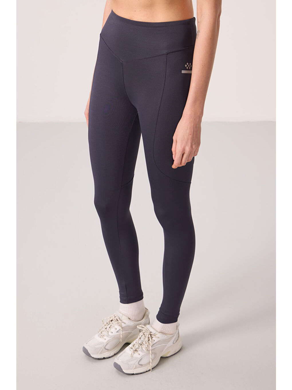 Antrasit Polyester Standart Fit Esnek Performans Kadın Tayt - 94666-2