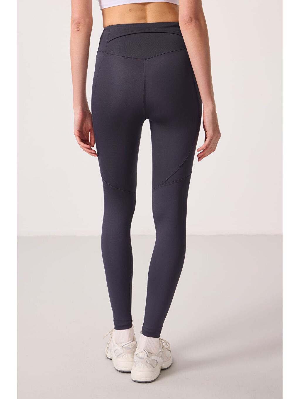 Antrasit Polyester Standart Fit Esnek Performans Kadın Tayt - 94666-4