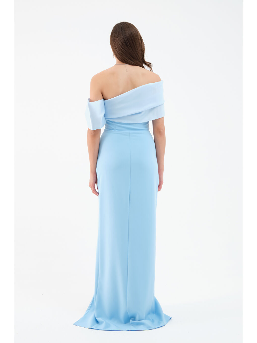 Kadın Bebe Mavi Yaka Detaylı Yırtmaçlı Uzun Abiye Elbise-4