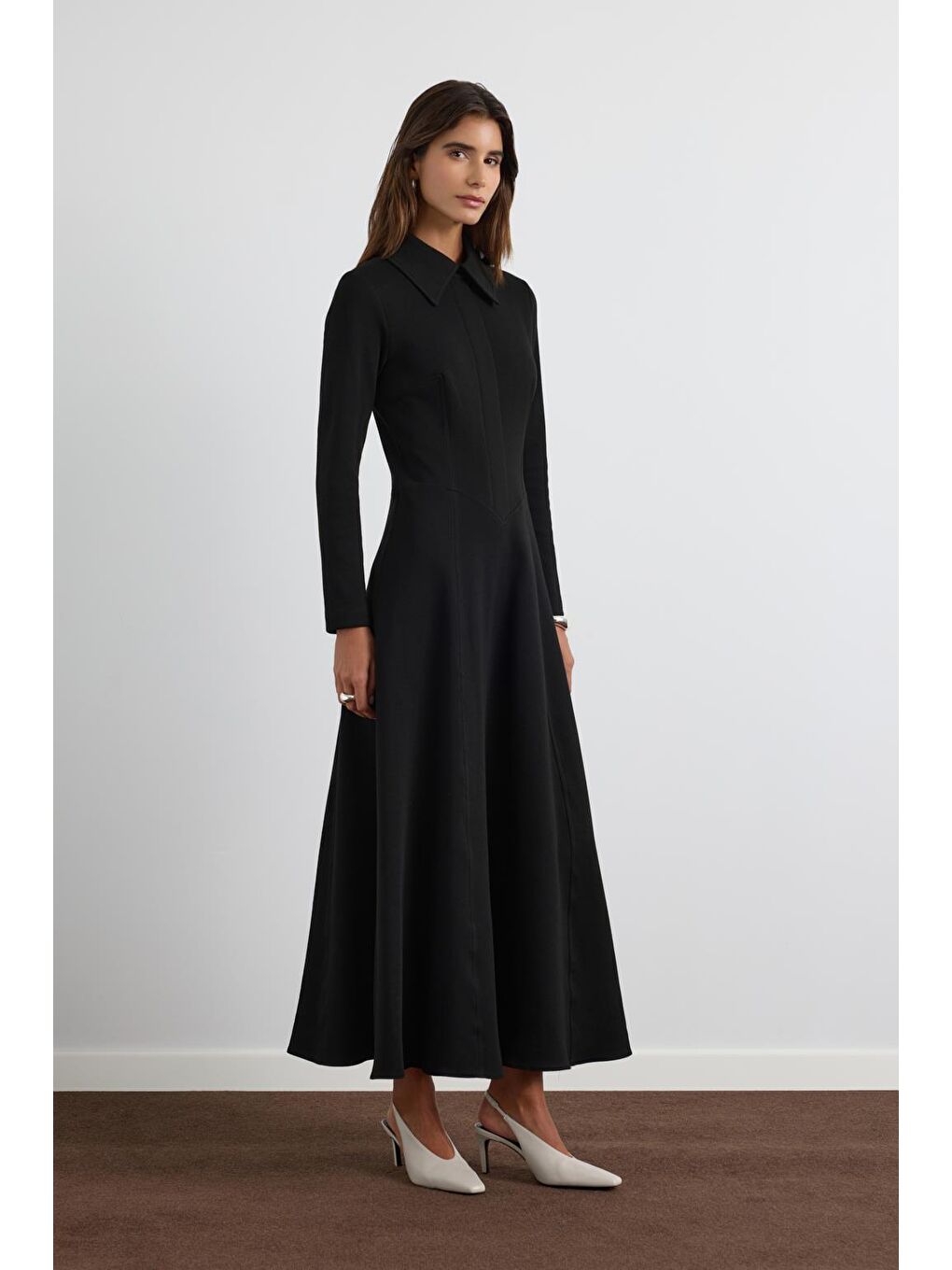 Geniş Yakalı Örme Elbise Siyah