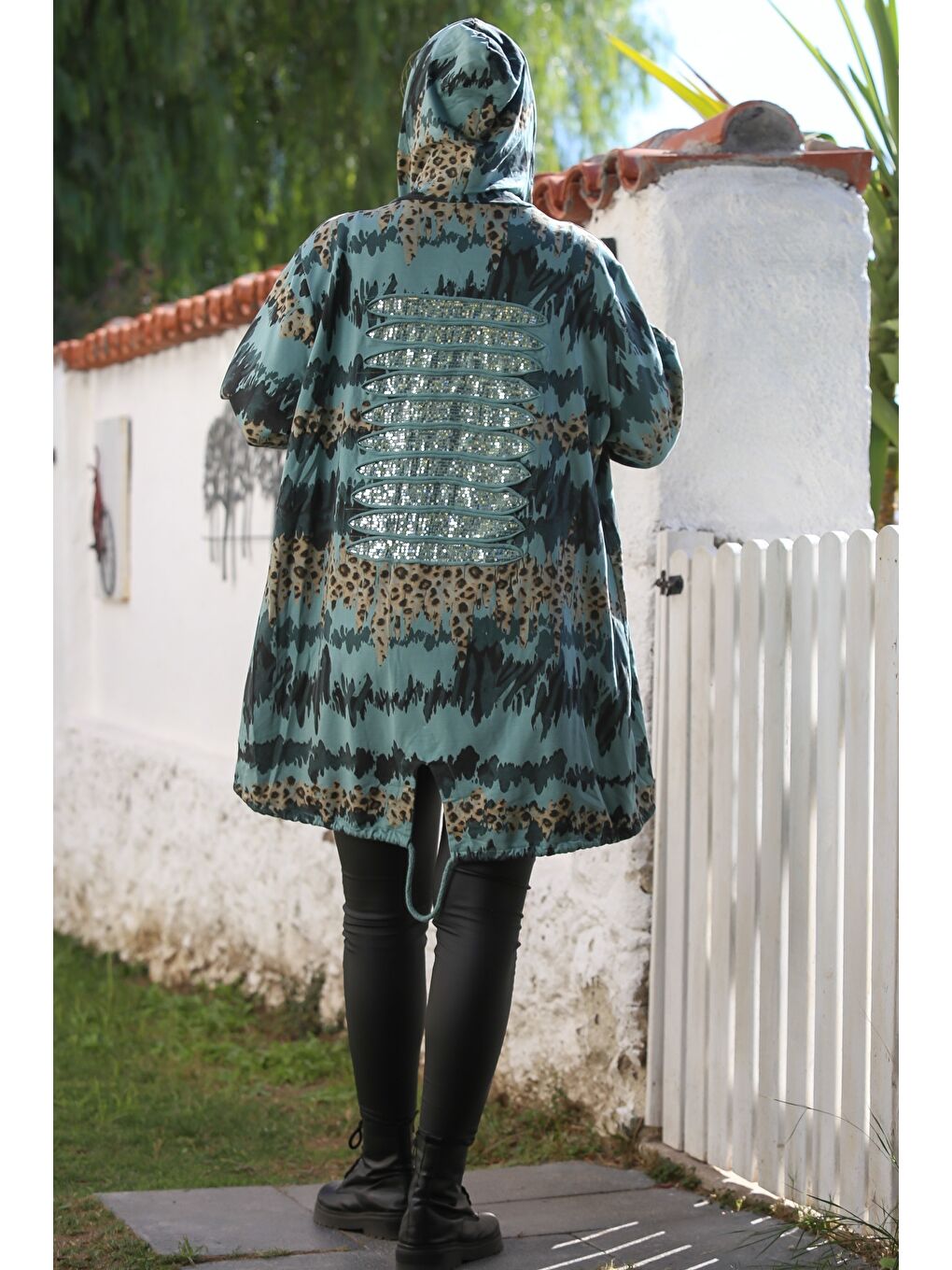 İtalyan Yeşil Kapüşonlu Düğmeli Uzun Kollu Leopar Desenli Cepli İnce Casual Dokuma Ceket 88 72-1