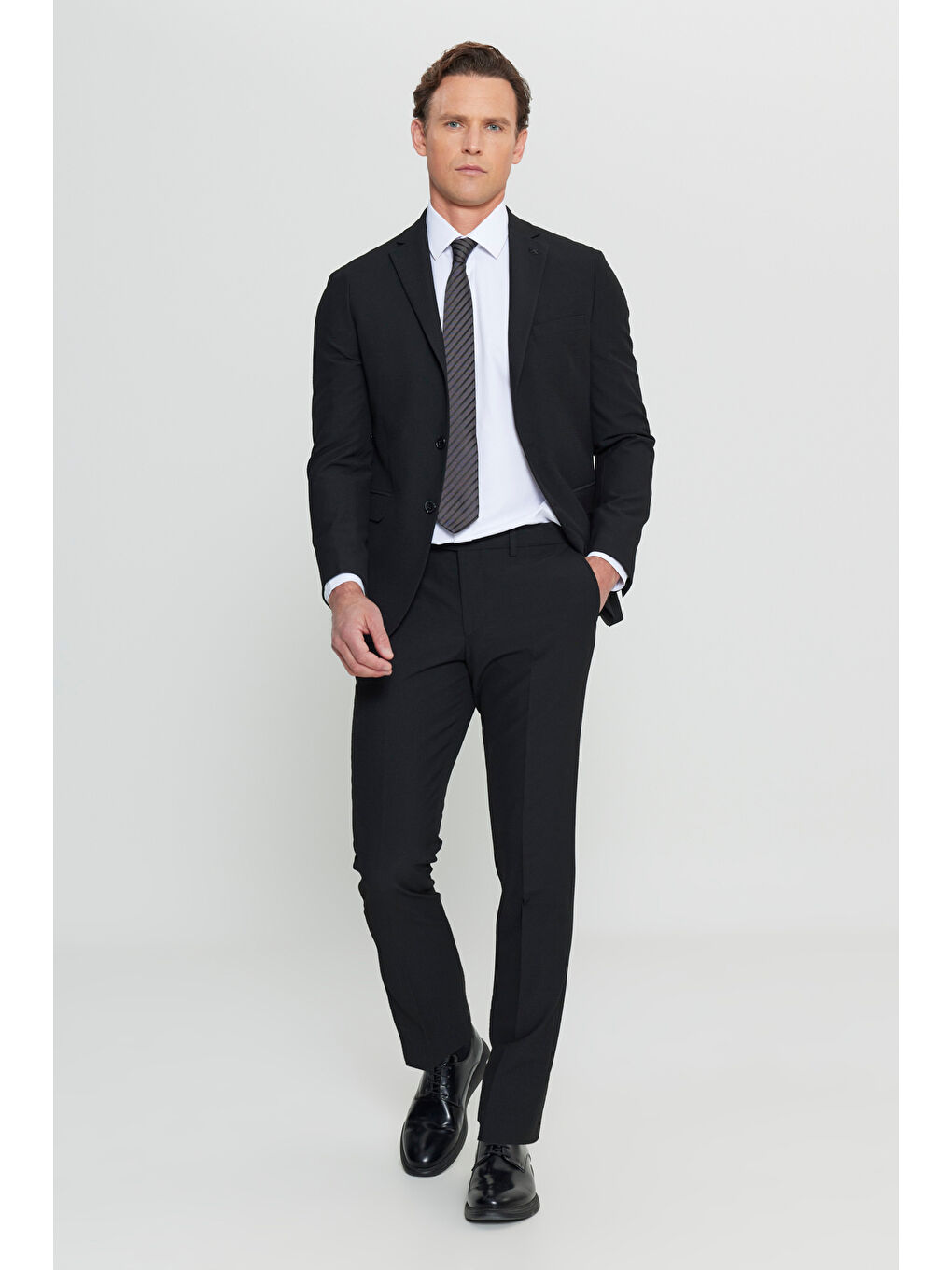 Erkek Siyah Slim Fit Mono Yaka Gofre Desenli Kapak Cepli Esnek Takım Elbise-3