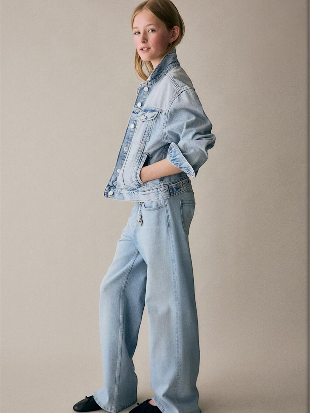 Kız Çocuk Mavi Renk %100 Pamuk Ayarlanabilir Bel Rahat Kesim Wide Leg Denim Pantolon 6-15 Yaş