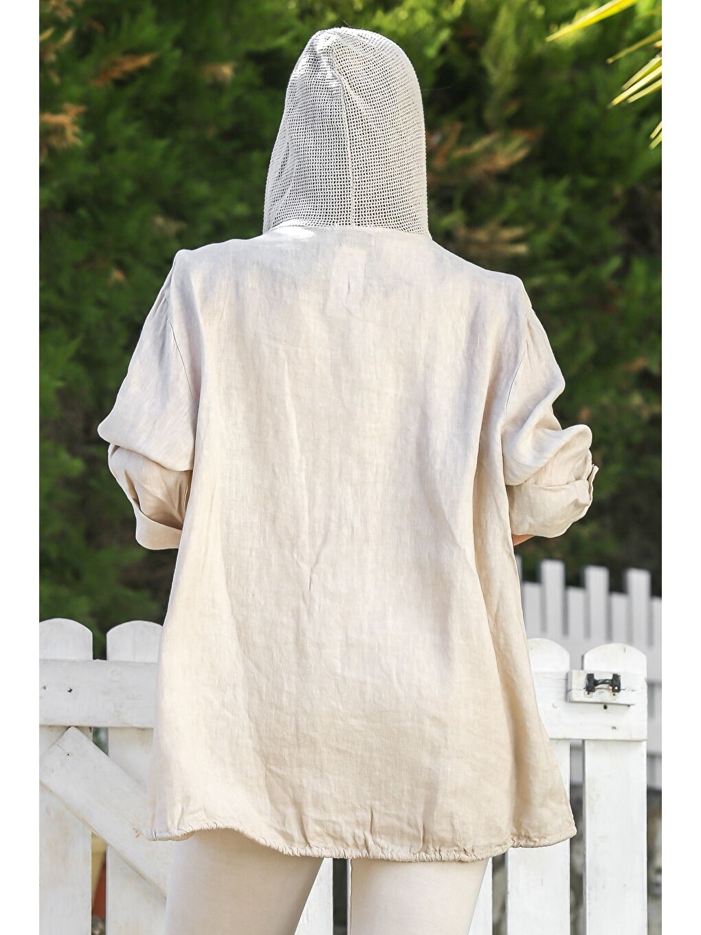 İtalyan Bej Kapüşonlu Düğmeli Uzun Kollu Fermuarlı Cepli File Detaylı Keten Dokuma Ceket 75 65-1