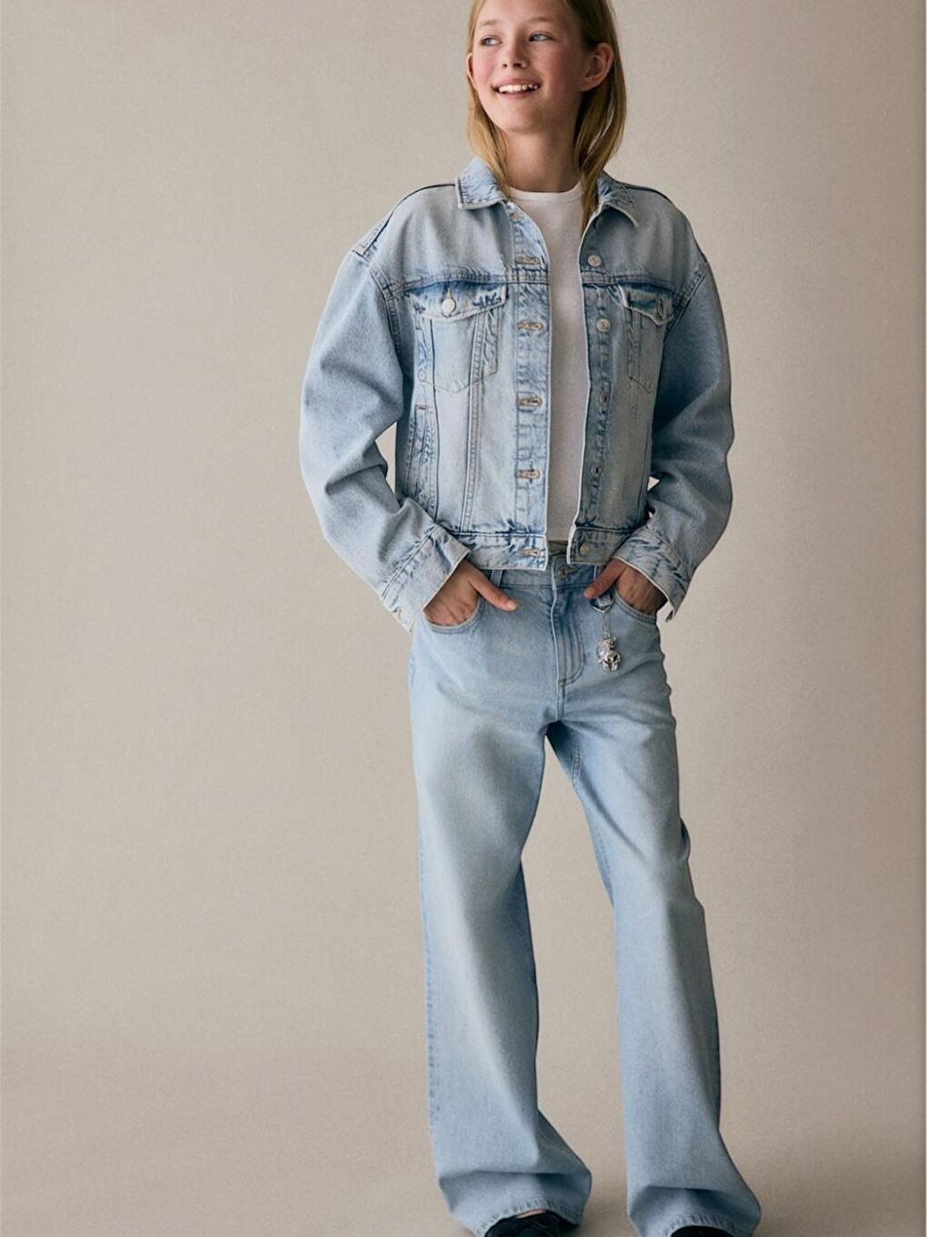 Kız Çocuk Mavi Renk %100 Pamuk Ayarlanabilir Bel Rahat Kesim Wide Leg Denim Pantolon 6-15 Yaş-1