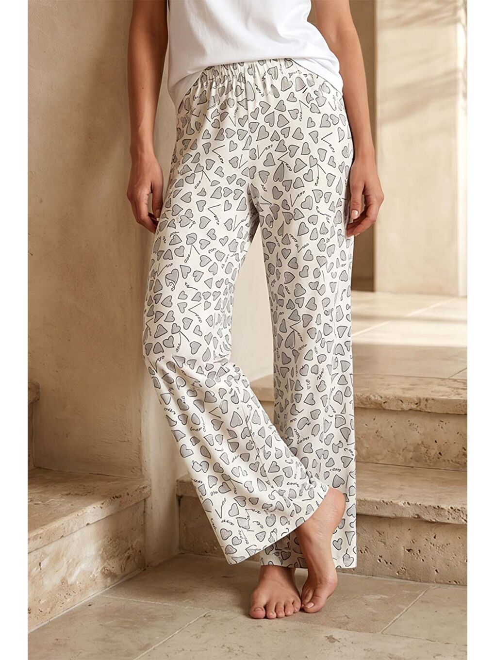 Kadın Viskon Kumaş Gri Kalp Desen Penye Tek Pijama Alt 42 Beyaz03-1
