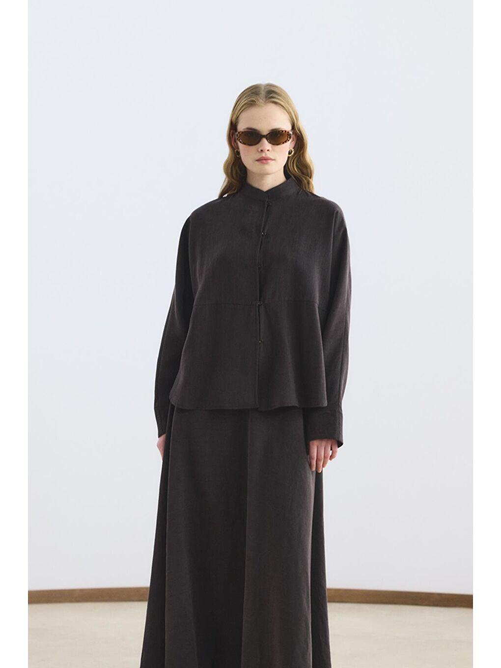 Kahverengi Hakim Yaka Gömlek Etek Takım Acı Kahve-4