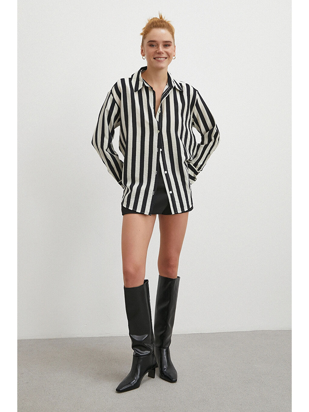 Çizgili Uzun Kollu Gömlek Siyah-3