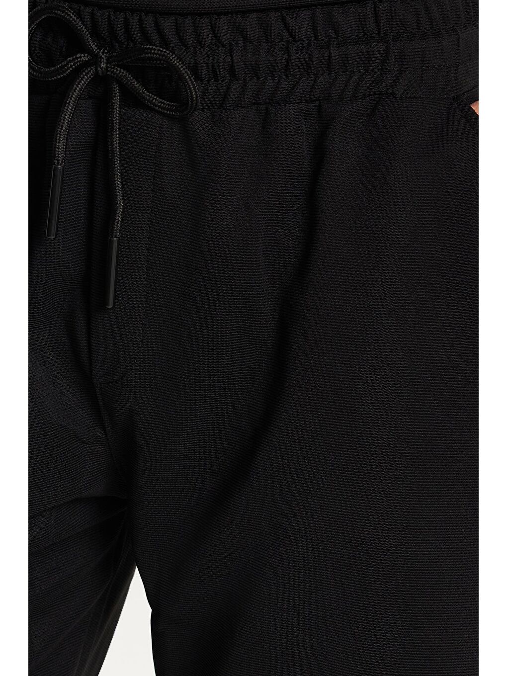 Erkek Standart Fit Pamuklu Fermuarlı Polo Yaka Tişört Beli Bağcıklı Siyah Şort Takım-3