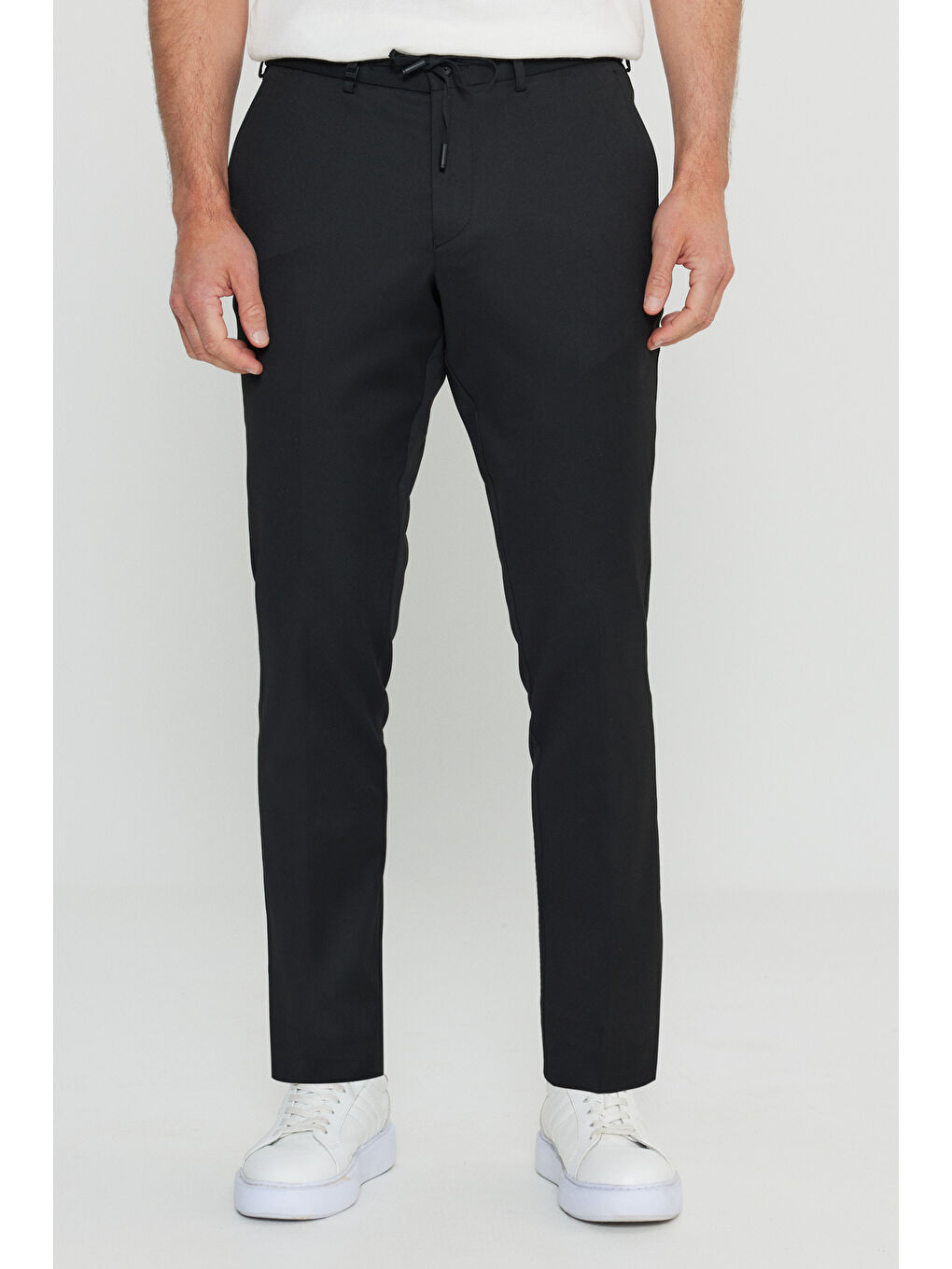 Erkek Siyah Slim Fit Dar Kesim Beli Bağlamalı Yan Cepli Casual Pantolon