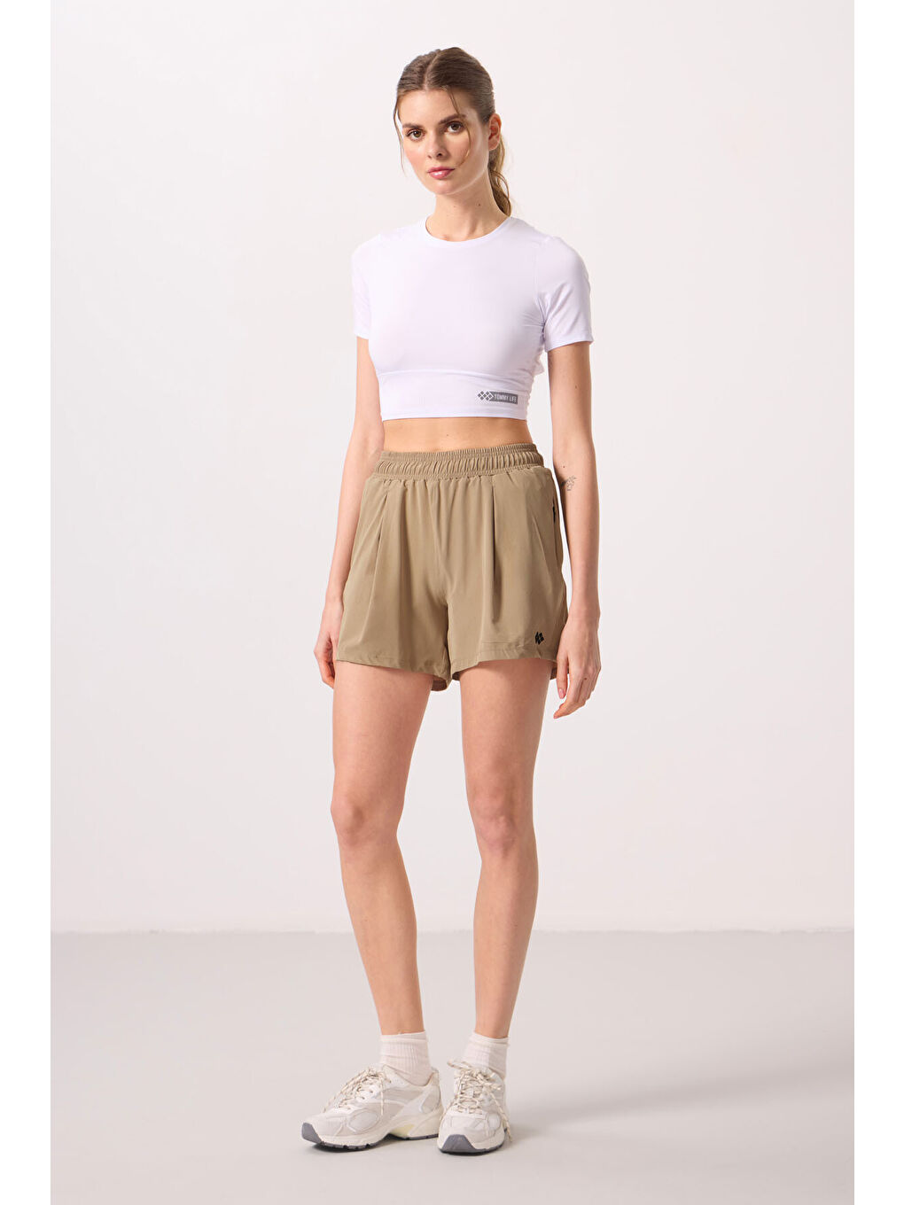 Bej Polyester Gizli Cep Fermuarlı Rahat Form Kadın Şort - 91014-3