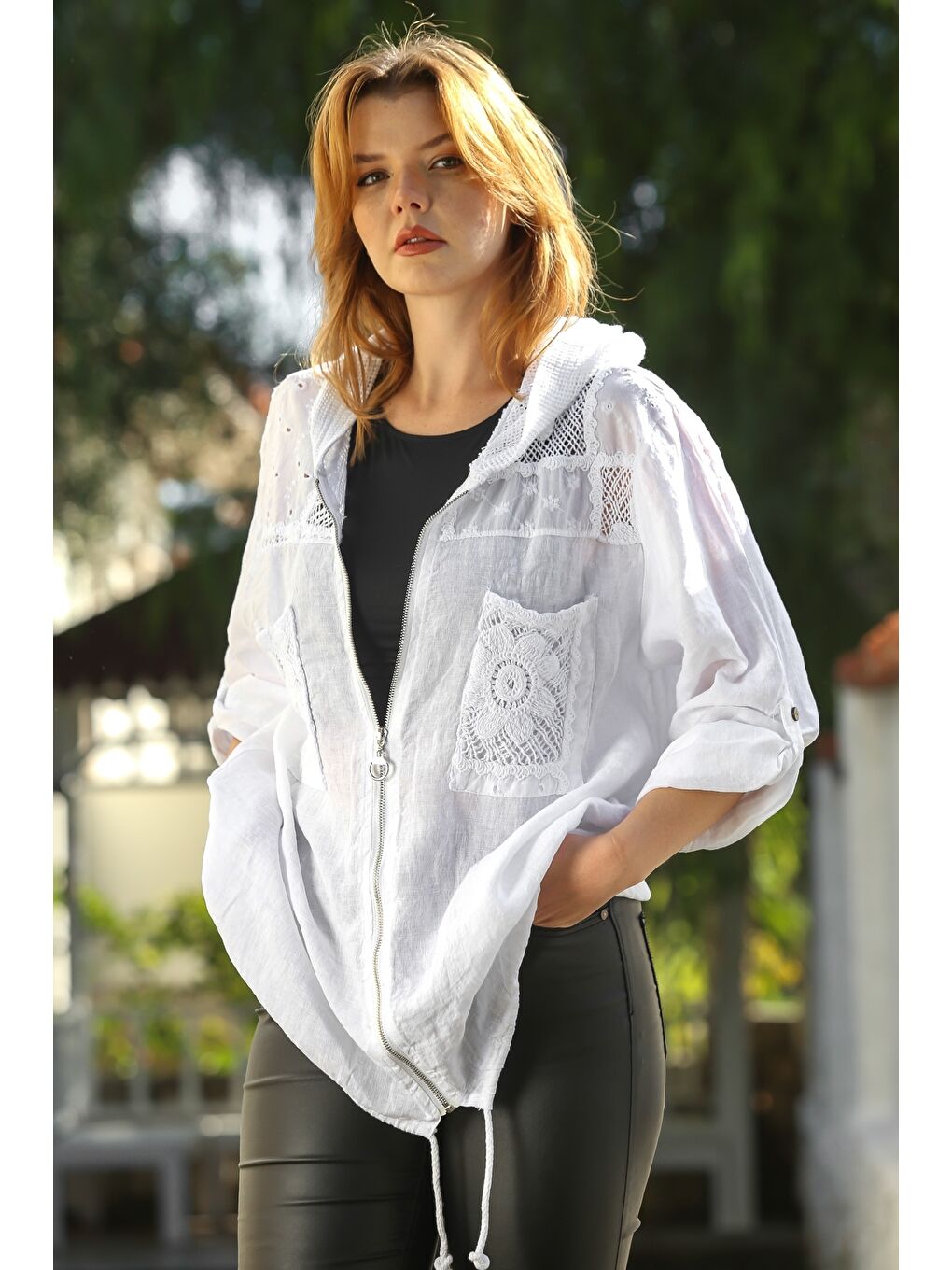 İtalyan Beyaz Kapüşonlu Düğmeli Uzun Kollu Fermuarlı Cepli File Detaylı Keten Dokuma Ceket 75 65-5