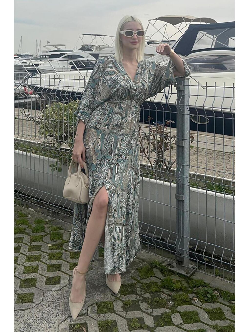 Mint Yeşili Desenli Yırtmaç Detaylı Uzun Elbise Mg2325-1