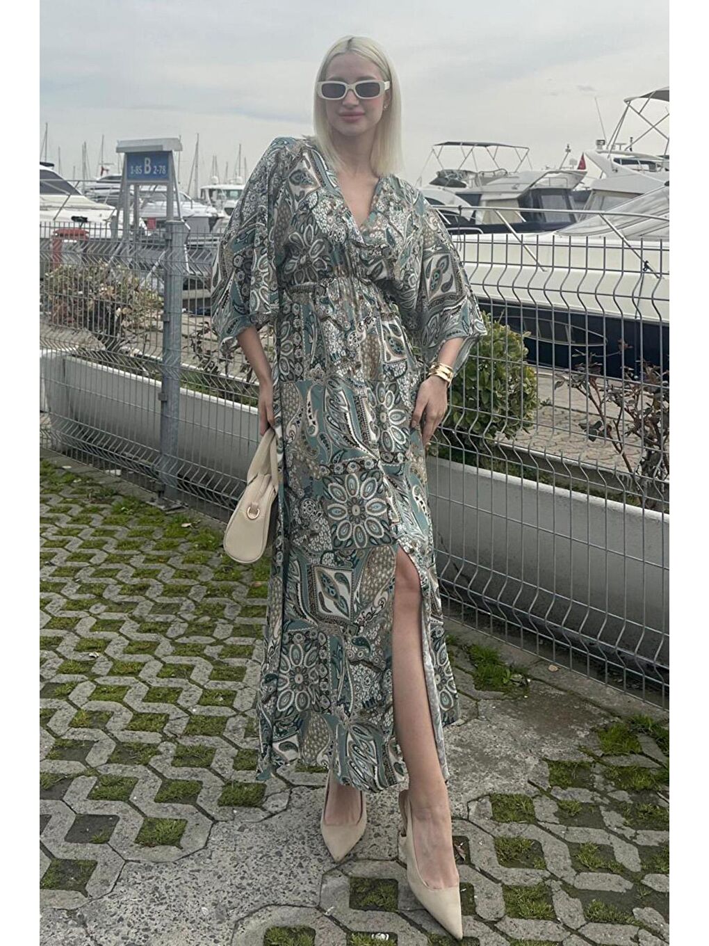 Mint Yeşili Desenli Yırtmaç Detaylı Uzun Elbise Mg2325-2