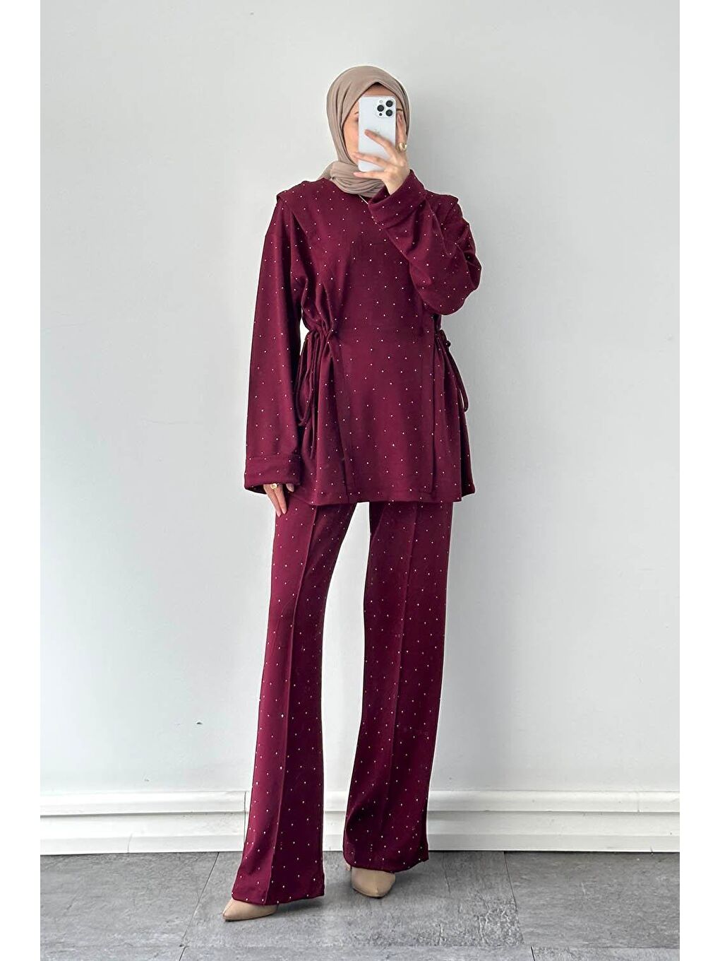 Tünel Detaylı Taşlı Takım Bordo
