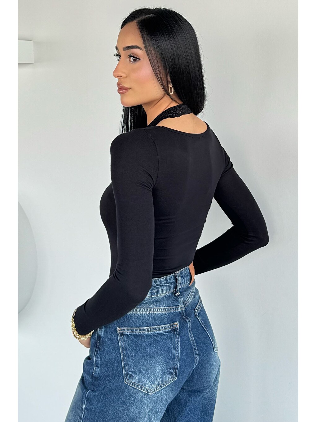 Siyah Dantel Detaylı Bluz-3
