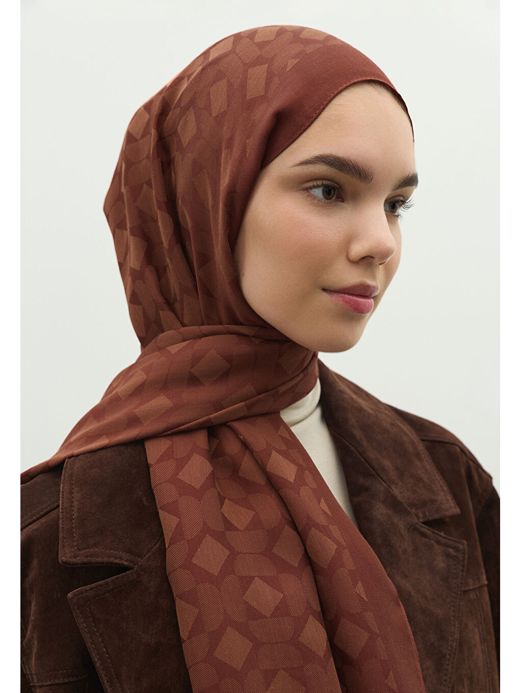 Kahverengi OSLO PAMUK FLOŞ JAKARLI ŞAL KİREMİT-3