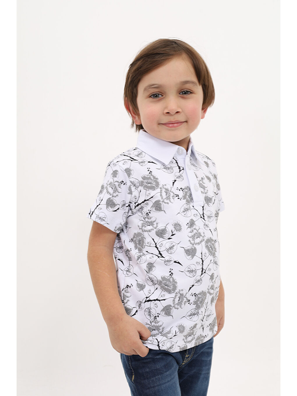 Beyaz Erkek Çocuk Desenli Tişört-1