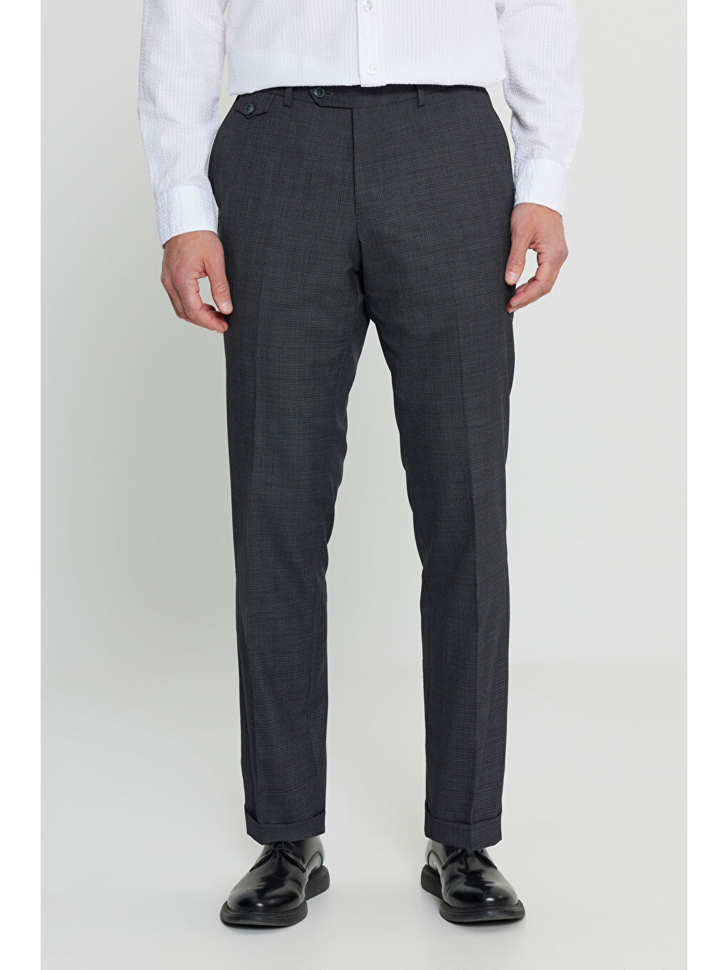 Erkek Siyah Comfort Fit Rahat Kesim Beli Lastikli Yan Cep Desenli Pantolon