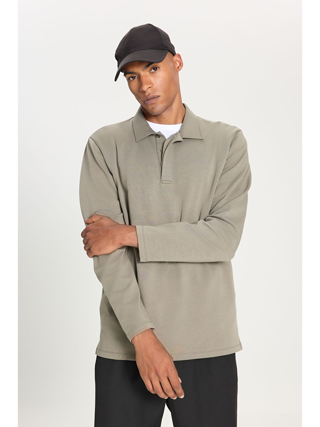 Erkek Haki Pamuklu Slim Fit Dar Kesim Uzun Kollu Esnek Polo Yaka Tişört