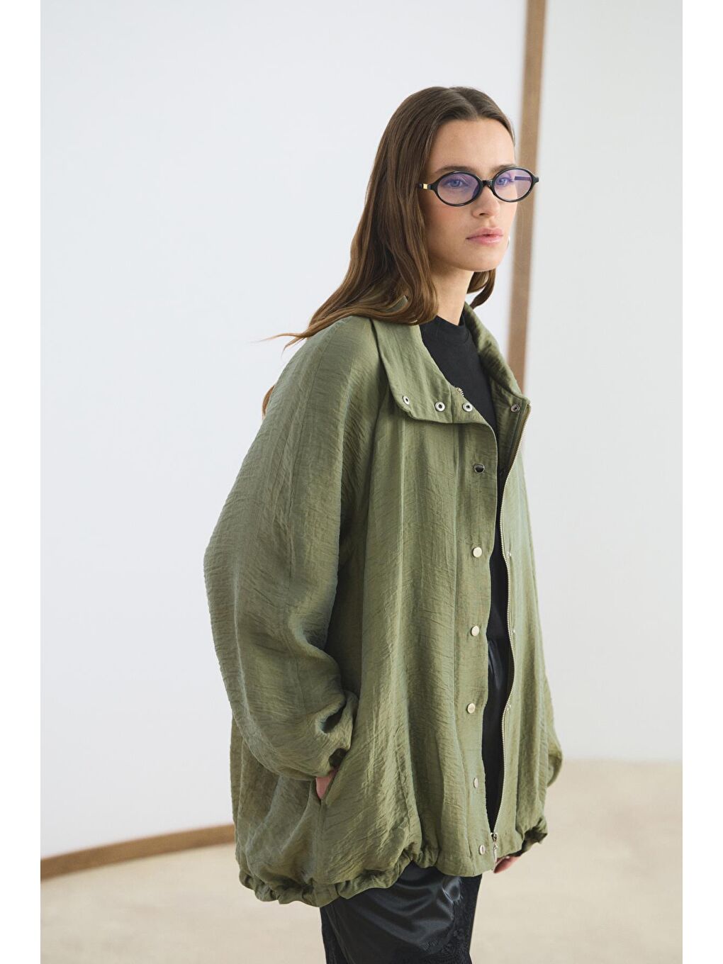 Yeşil Dik Yaka Büzgülü Bomber Ceket Zeytin-1